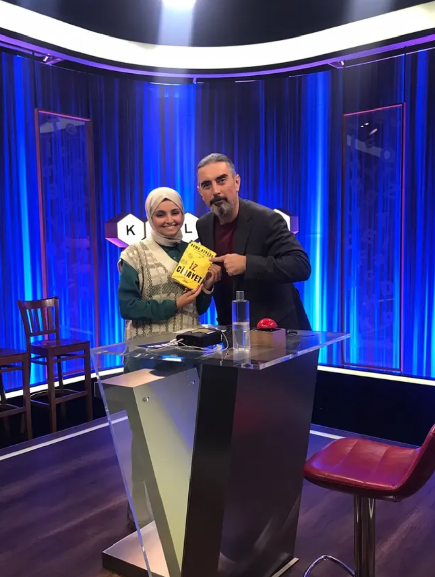 Asma Azreug Fotoğraf 12