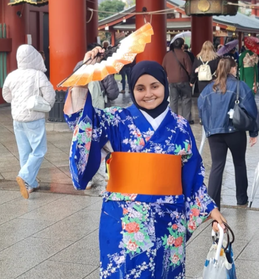 Asma Azreug Fotoğraf 2